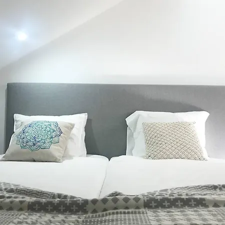 Camoes 691 Design By Hosts Appartement