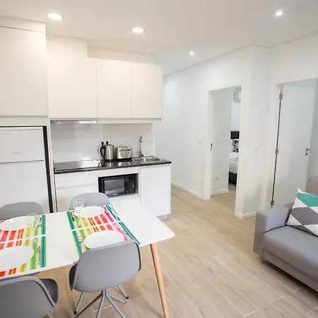 Camoes 691 Design By Hosts Appartement