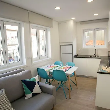 Camoes 691 Design By Hosts Apartment
