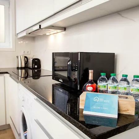 Apartment Camoes 691 Design By Hosts *