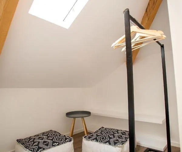 Camoes 691 Design By Hosts Appartement *