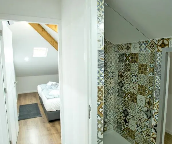 Camoes 691 Design By Hosts Oporto