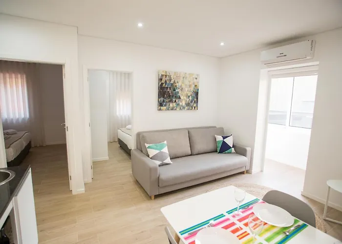 Camoes 691 Design By Hosts Oporto