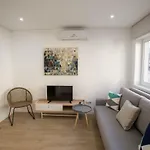 Apartmán Camoes 691 Design By Hosts *