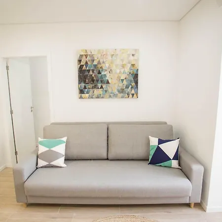 Camoes 691 Design By Hosts * Porto